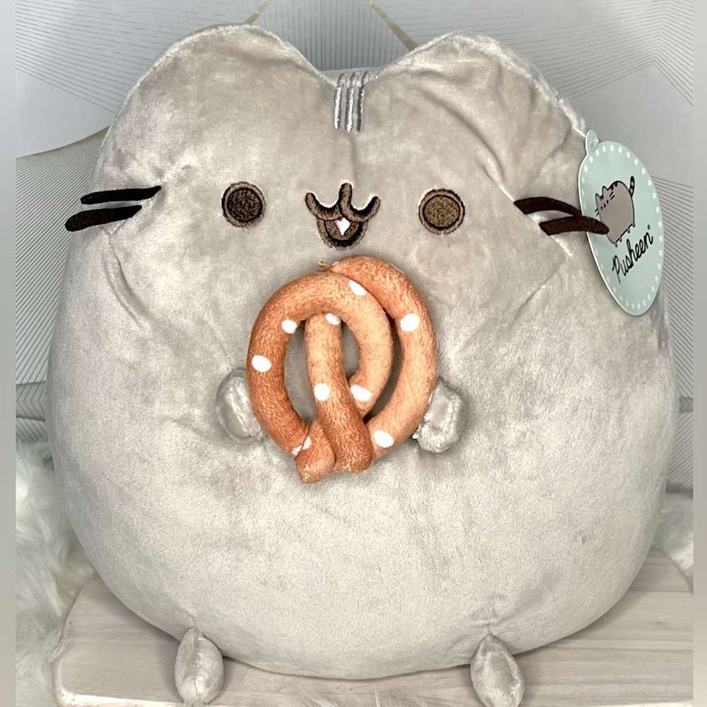 Pusheen Plush Cat holding Pretzel 13” Rare Larger Size NWT